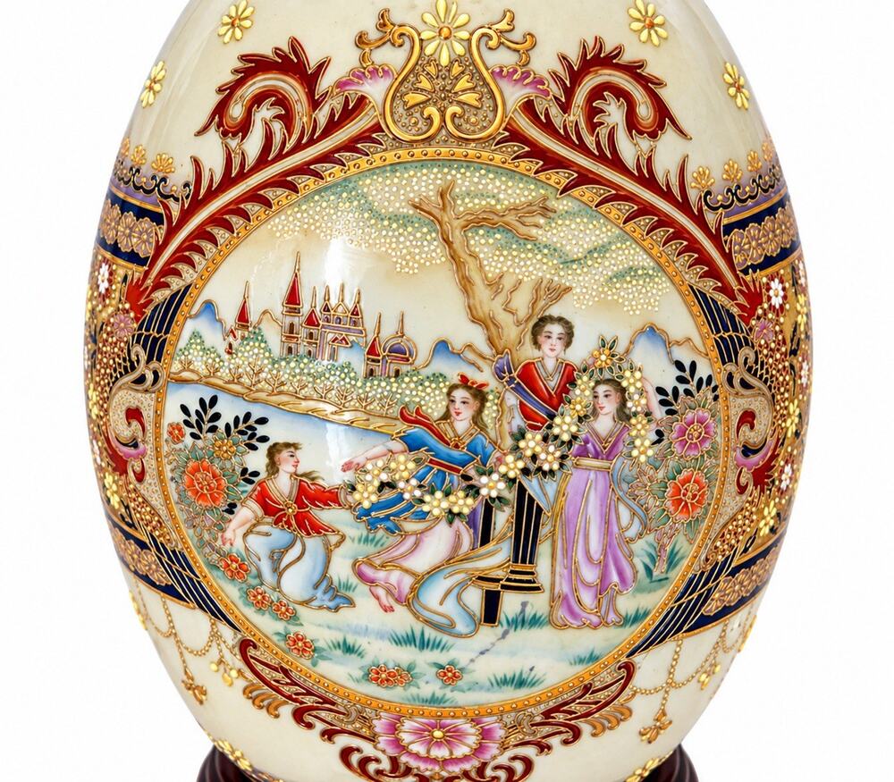 Ornate Asian Satsuma Style Porcelain Egg Vase 13” Raised Gold Moriage Decor